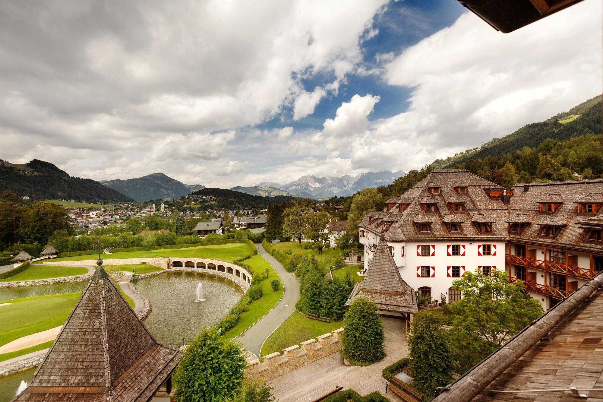Schlosshotel Kitzbuehel A-Rosa Collection Εξωτερικό φωτογραφία View of the town