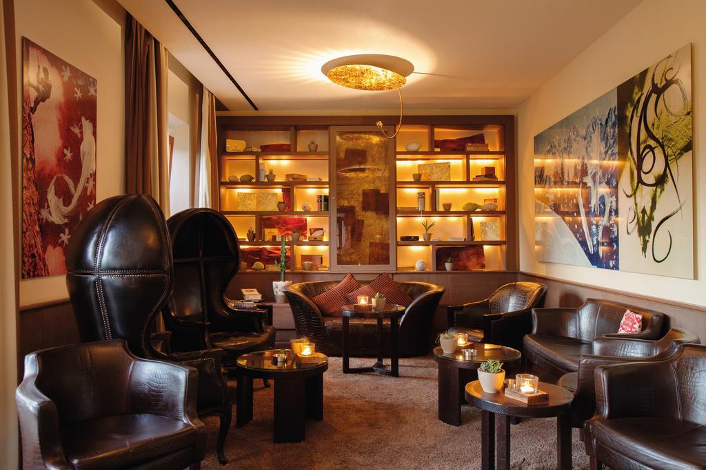 Schlosshotel Kitzbuehel A-Rosa Collection Εξωτερικό φωτογραφία The Library