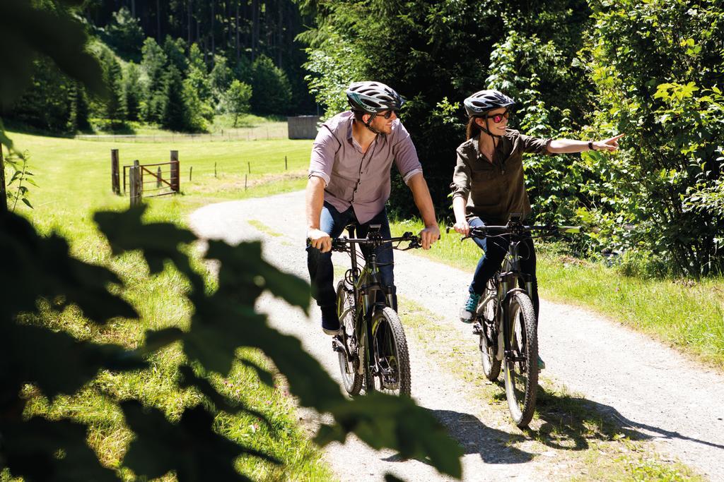 Schlosshotel Kitzbuehel A-Rosa Collection Εξωτερικό φωτογραφία Biking in the Black Forest
