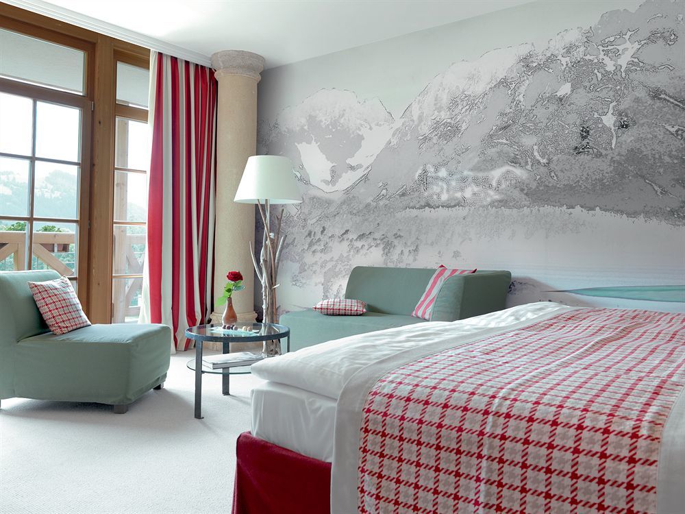 Schlosshotel Kitzbuehel A-Rosa Collection Εξωτερικό φωτογραφία A room at the Hotel Schatzalp
