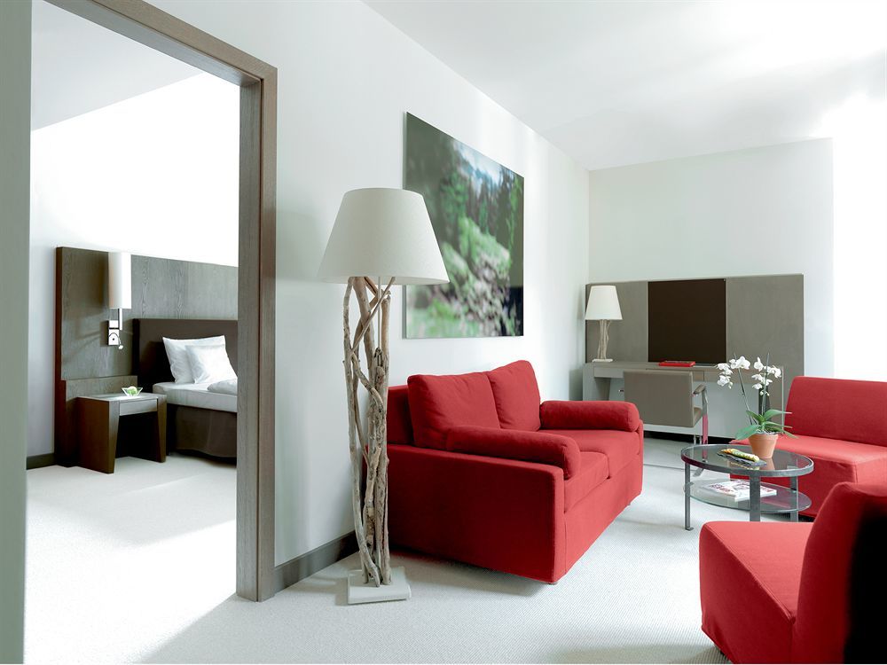 Schlosshotel Kitzbuehel A-Rosa Collection Εξωτερικό φωτογραφία A suite at the Hotel de las Rosas