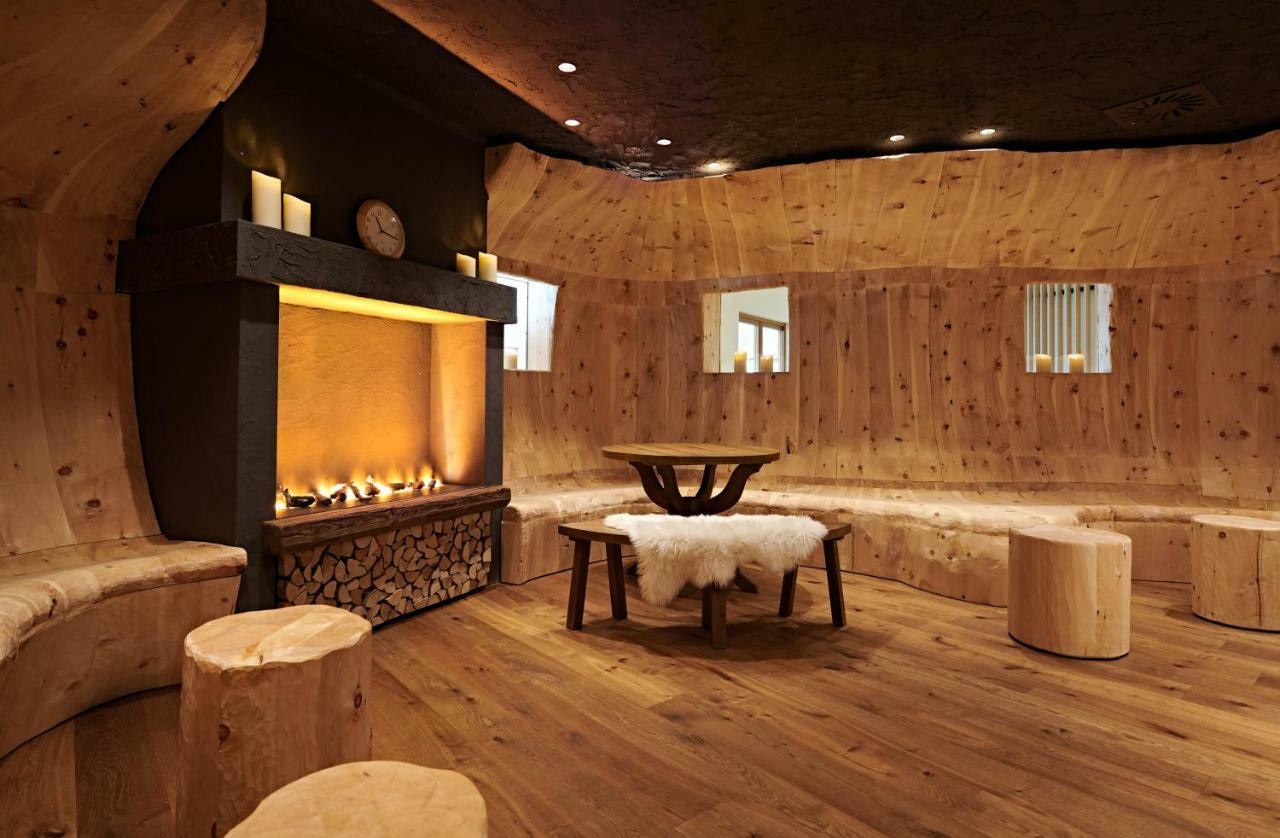 Schlosshotel Kitzbuehel A-Rosa Collection Εξωτερικό φωτογραφία Interior of the lodge