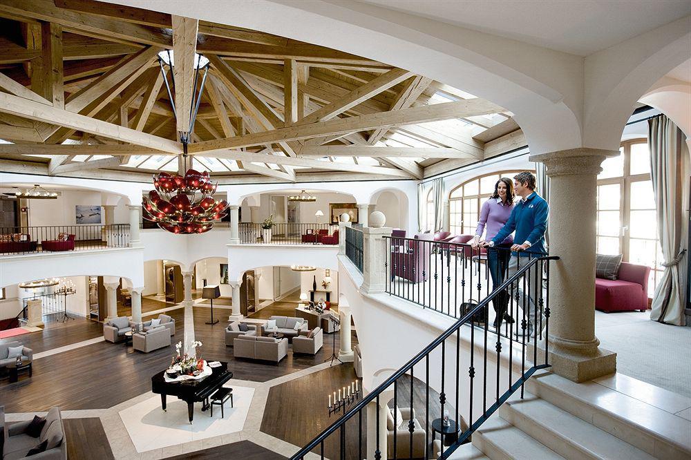 Schlosshotel Kitzbuehel A-Rosa Collection Εξωτερικό φωτογραφία The interior of the hotel
